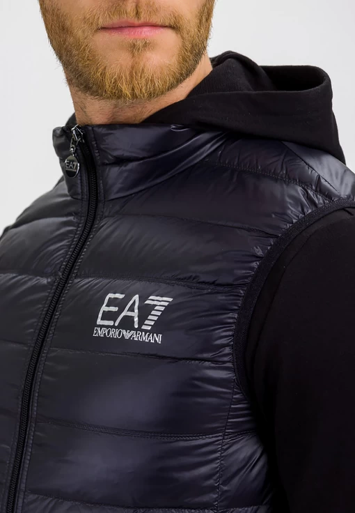 Жилетка мужская EA7 Emporio Armani Down Waistcoat черного цвета (8NPQ01 PN29Z 1200)
