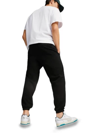 Спортивні штани чоловічі Puma Classics Sweatpants чорного кольору