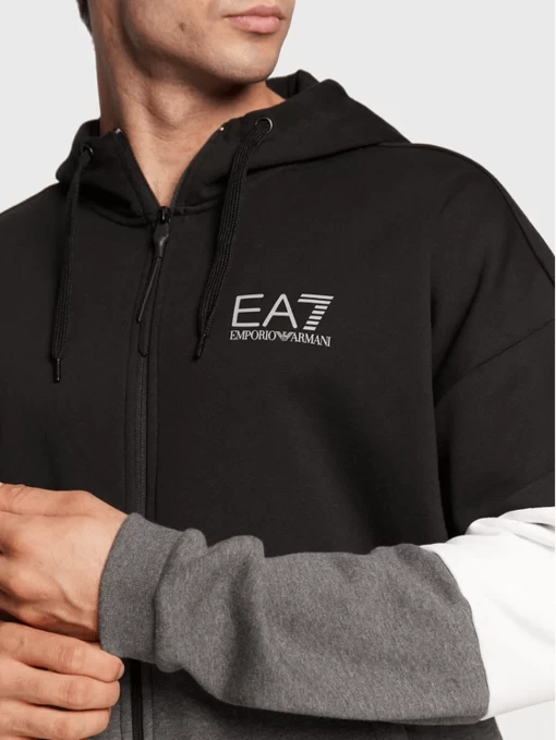 Спортивный костюм мужской EA7 Emporio Armani черно-серого цвета