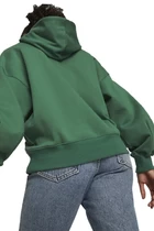 Худи женское Puma Classics Oversized Hoodie зеленого цвета