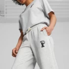 Спортивные брюки женские Puma Squad Sweatpants светло-серого цвета
