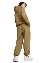 Спортивные брюки женские Puma Classics Sweatpants светло-коричневого цвета
