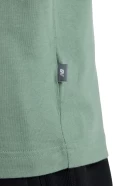 Футболка чоловіча New Balance Varsity Pennant зеленого кольору