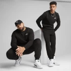 Штаны спортивные мужские PUMA ESS No. 1 Black Logo Sweatpants черного цвета