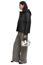 Куртка женская PUMA ESS Hooded Padded Jacket черного цвета