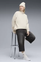 Світшот жіночий PUMA HER Half-Zip Winterized Crew Alpine Snow