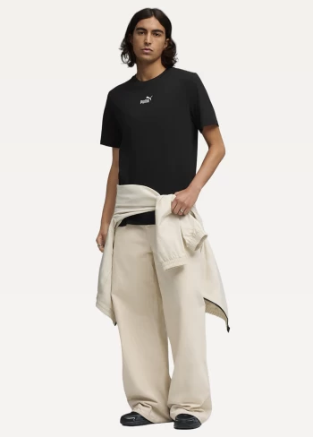 Футболка чоловіча PUMA ESS No.1 Logo Tee чорного кольору