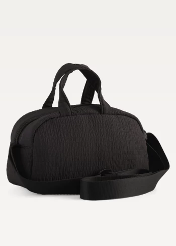 Сумка жіноча PUMA UP Crinkle Mini Grip Bag чорного кольору