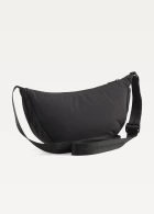 Сумка жіноча  PUMA HER Half Moon Bag чорного кольору