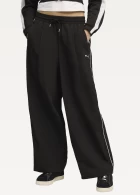 Штани спортивні жіночі PUMA T7 Woven Track Pants OP чорного кольору