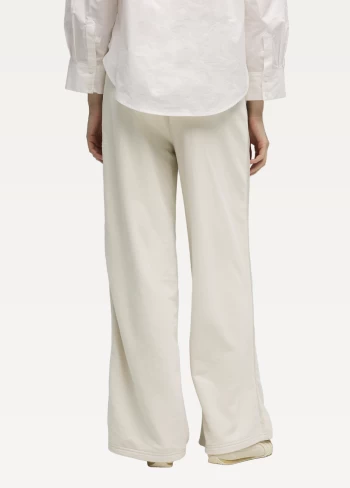 Штани спортивні жіночі PUMA HER Comfort High-Waist Pants Alpine Snow