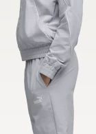 Спортивный костюм женский PUMA Woven Tracksuit cl Vibrant Silver