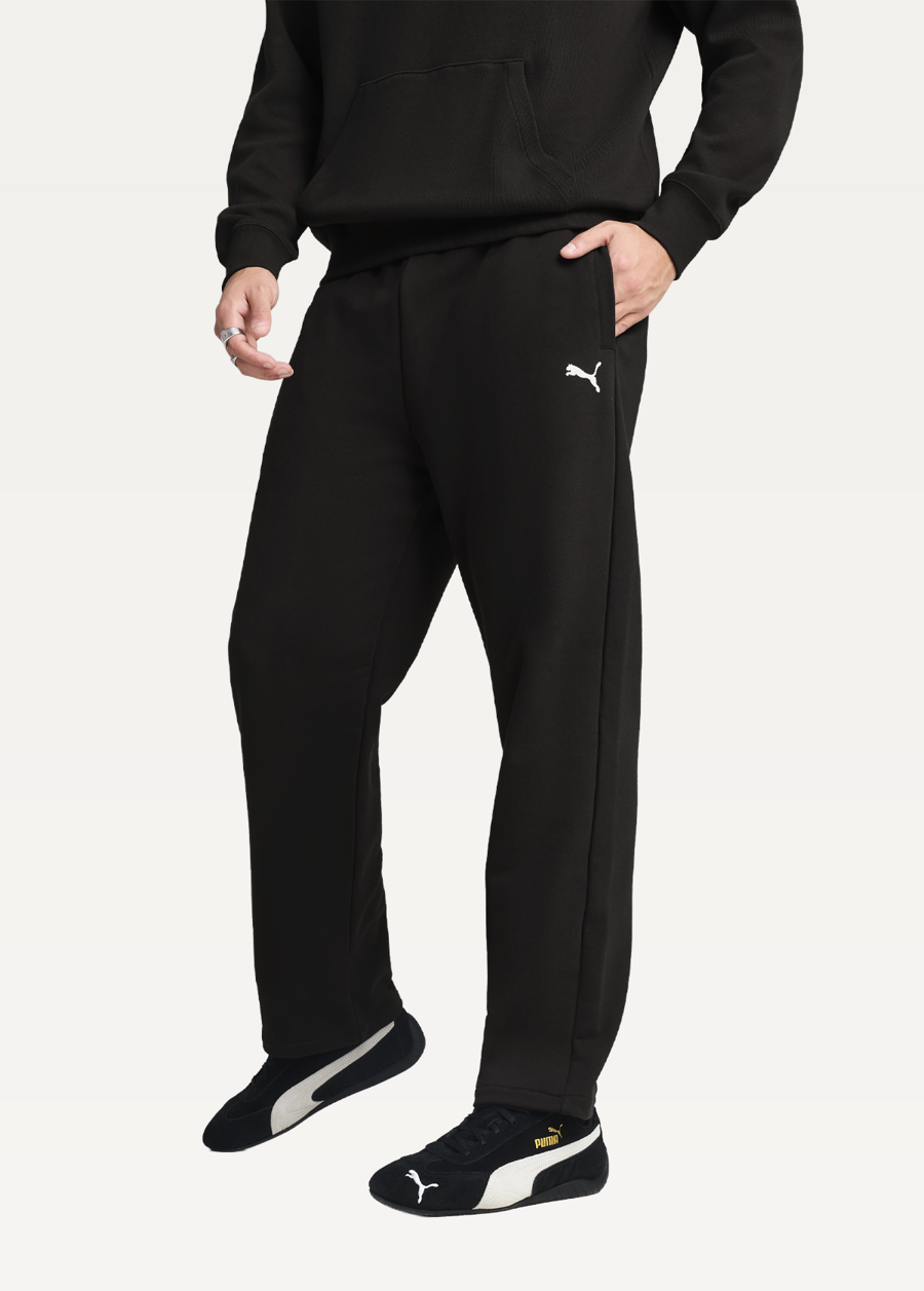 Спортивні штани чоловічі PUMA WARDROBE ESS Sweatpants чорного кольору