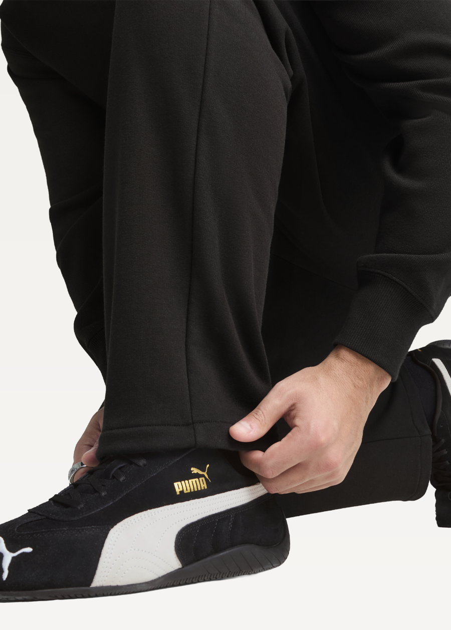 Спортивні штани чоловічі PUMA WARDROBE ESS Sweatpants чорного кольору