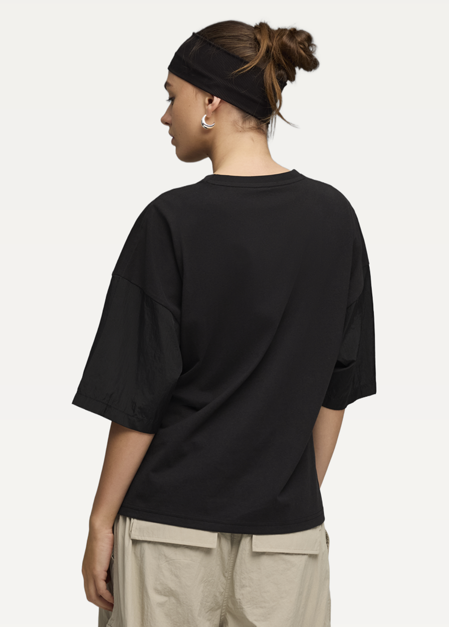 Футболка жіноча PUMA HER Tee чорного кольору