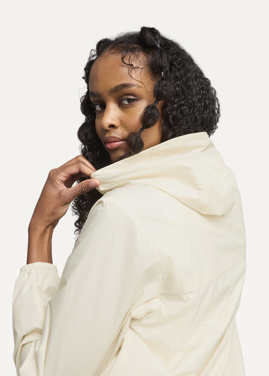 Вітрівка жіноча PUMA Ess Regular Windbreaker Alpine Snow