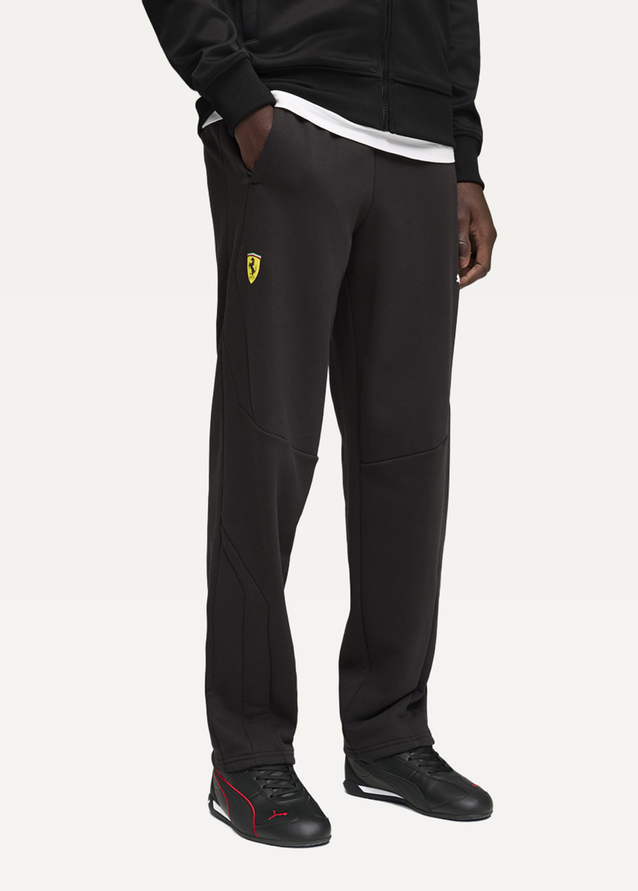 Спортивные штаны мужские PUMA Ferrari PM1 Sweat Pants черного цвета