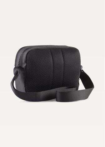 Сумка PUMA ESSENTIALS Crossbody Bag Black чорного кольору
