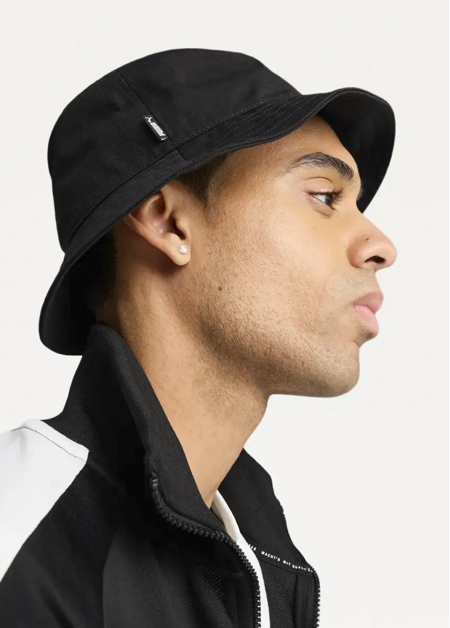 Панама PUMA ESS NO.1 LOGO Bucket Hat Unisex чорного кольору