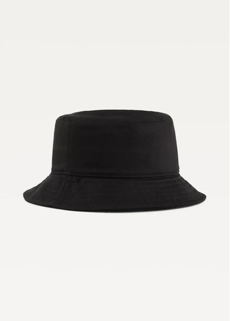 Панама PUMA ESS NO.1 LOGO Bucket Hat Unisex чорного кольору