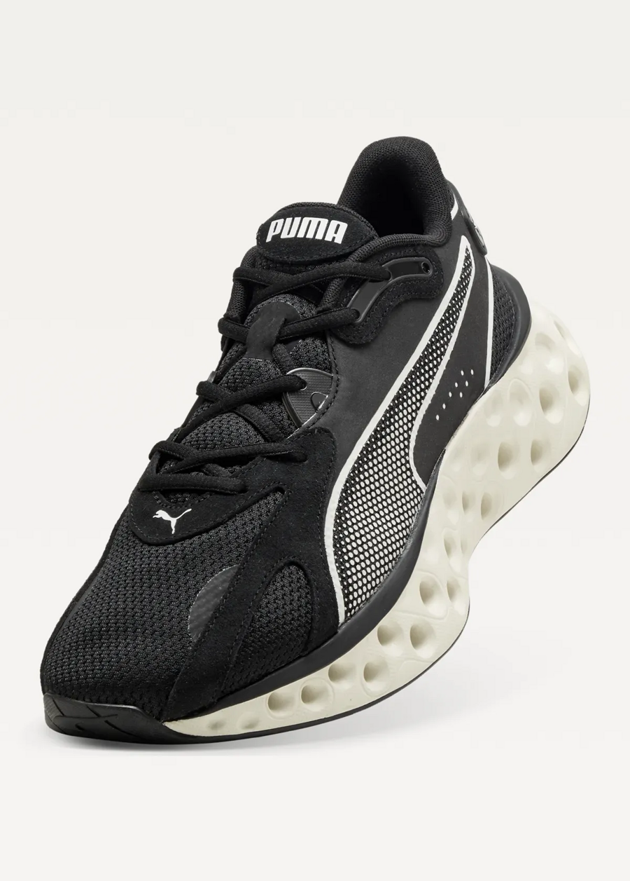 Кросівки Unisex PUMA Softride Frequence PUMA Black-Warm White
