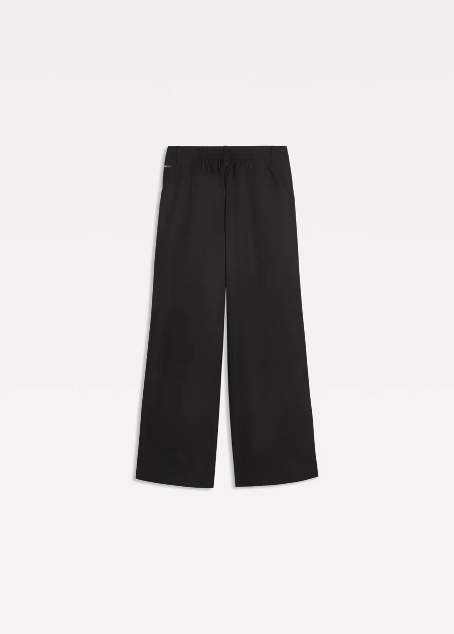 Спортивні шорти жіночі PUMATECH SENSE Woven Pants чорного кольору