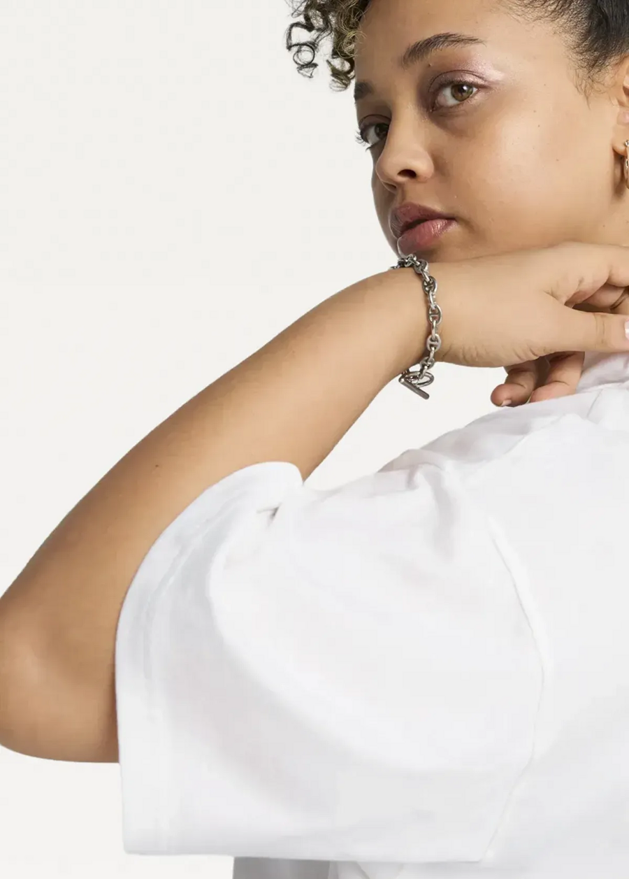 Футболка женская PUMA ESS Relaxed Tee белого цвета