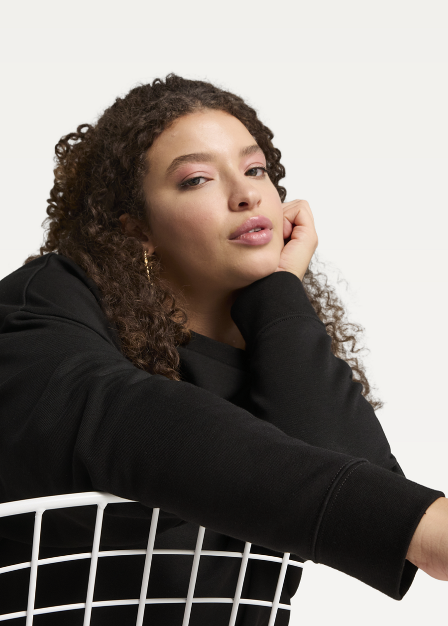 Світшот жіночий PUMA ESS No.1 Logo Relaxed Crew чорного кольору