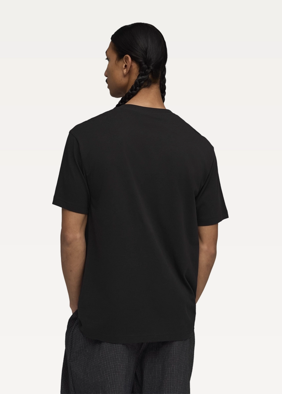 Футболка чоловіча PUMA GRAPHIC Tee чорного кольору