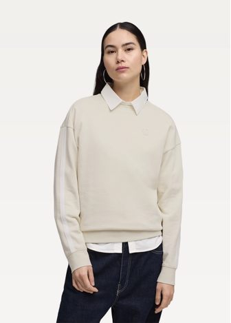 Свитшот женский PUMA ESS ELEVATED Comfort Crew TR Alpine Snow