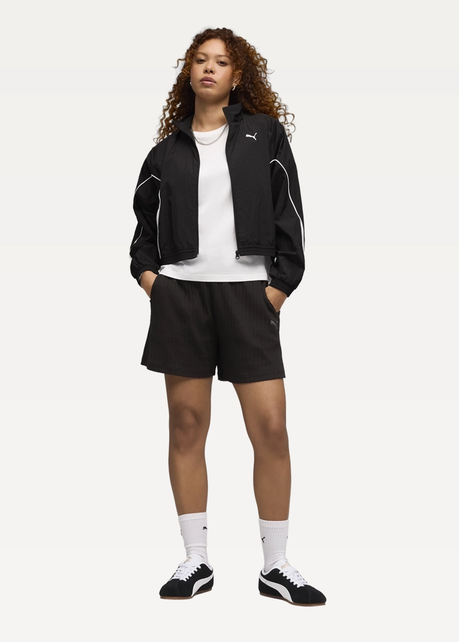 Спортивные шорты женские PUMA HER High-Waist Shorts черного цвета