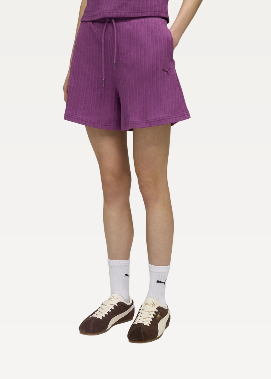 Спортивные шорты женские PUMA HER High-Waist Shorts Plum Wine