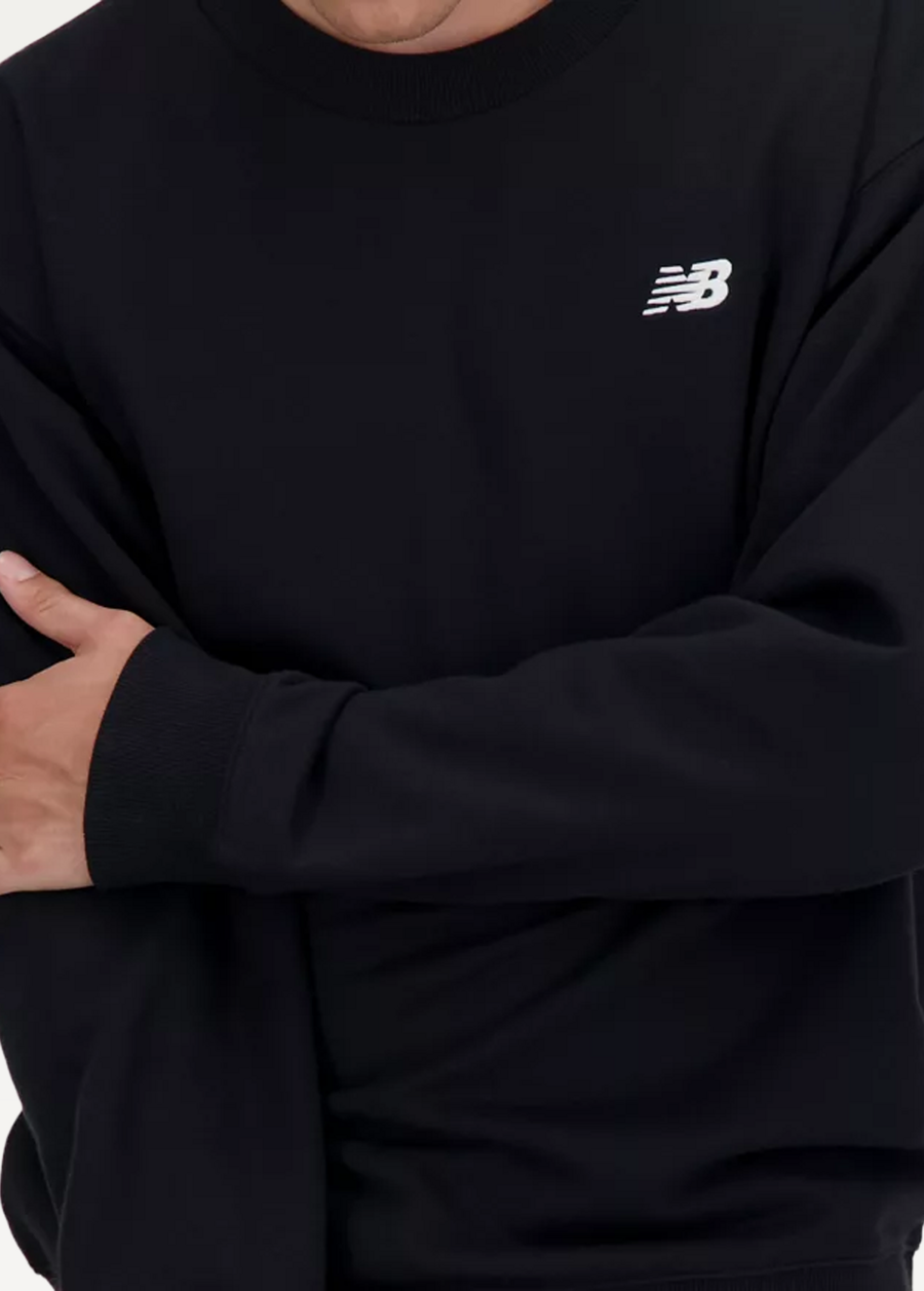 Свитшот мужской New Balance Sport Essentials French Terry черного цвета