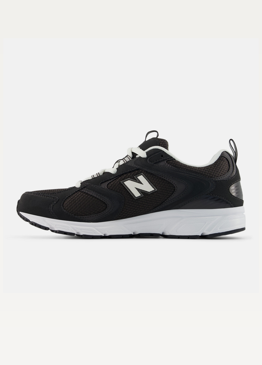 Кроссовки мужские New Balance 408 черного цвета