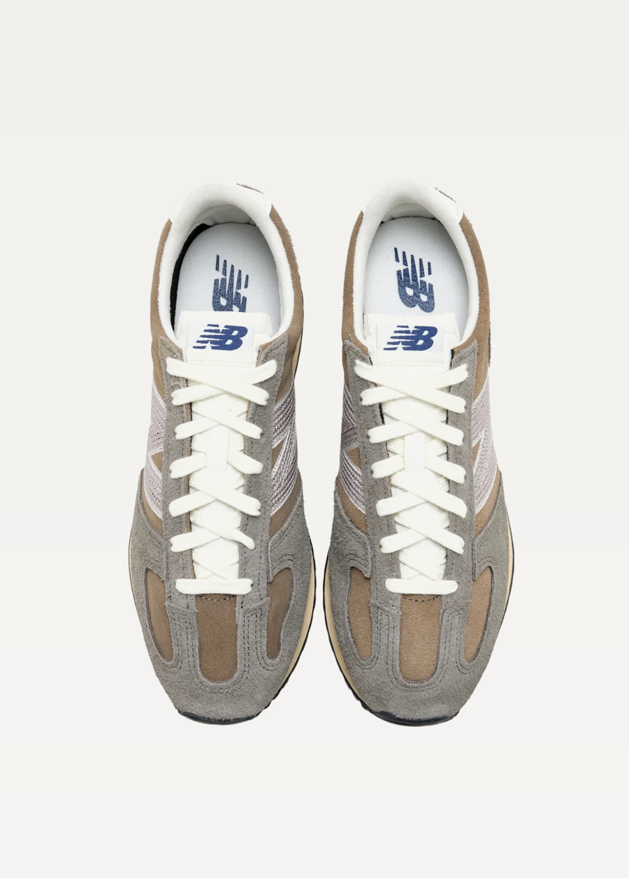 Кроссовки New Balance 471 Unisex темно-серого цвета
