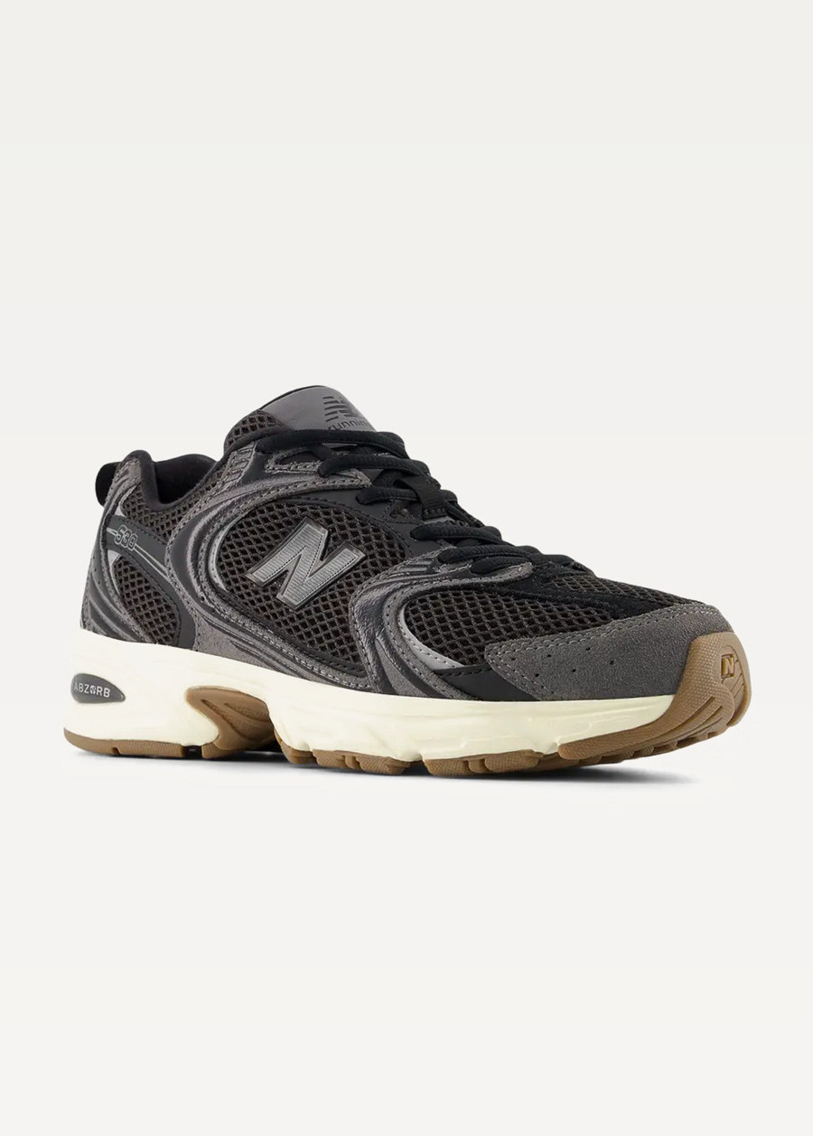 Кроссовки New Balance 530 Unisex черного цвета
