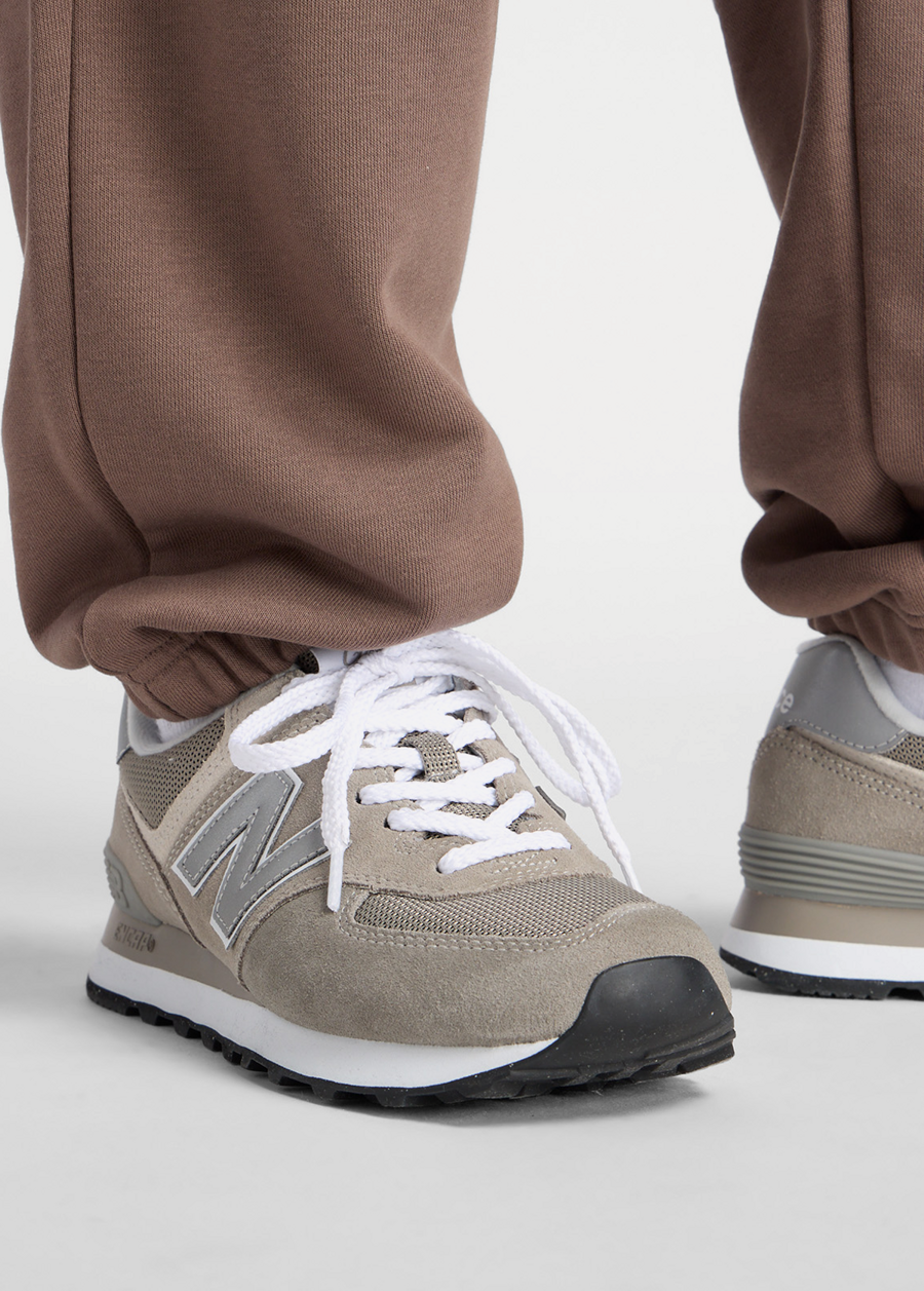 Штани жіночі New Balance Sport Essentials French Terry Jogger шоколадного кольору