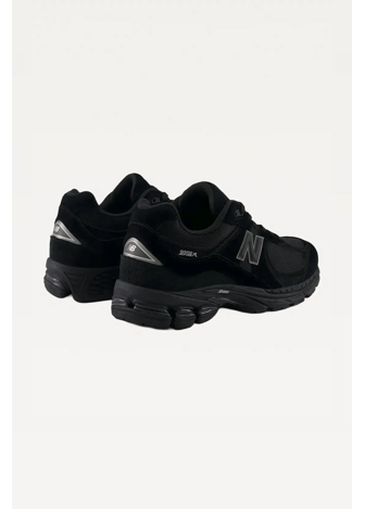 Кросівки New Balance 2002R Unisex чорного кольору
