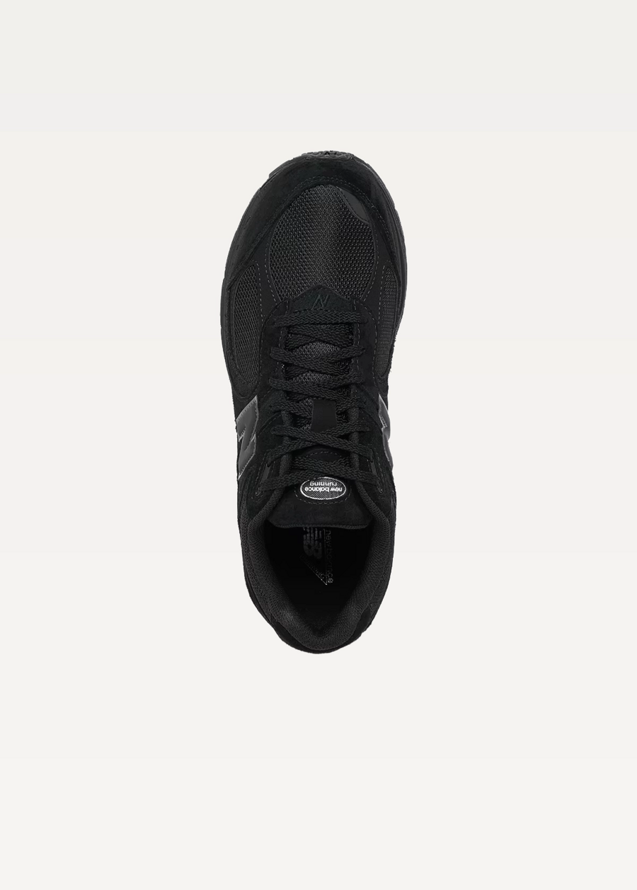 Кросівки New Balance 2002R Unisex чорного кольору
