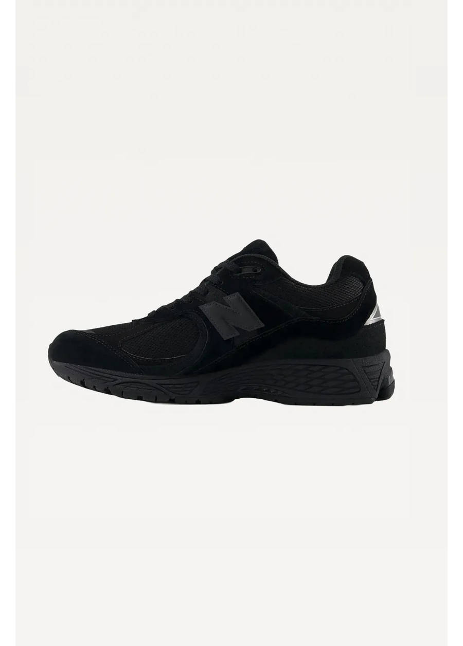 Кросівки New Balance 2002R Unisex чорного кольору