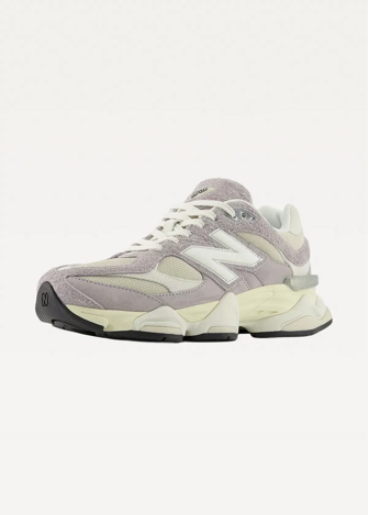 Кросівки жіночі New Balance 9060 рожевого кольору