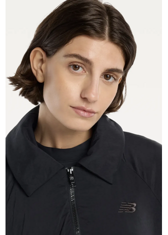 Куртка-бомбер женская Woven Bomber Jacket черного цвета