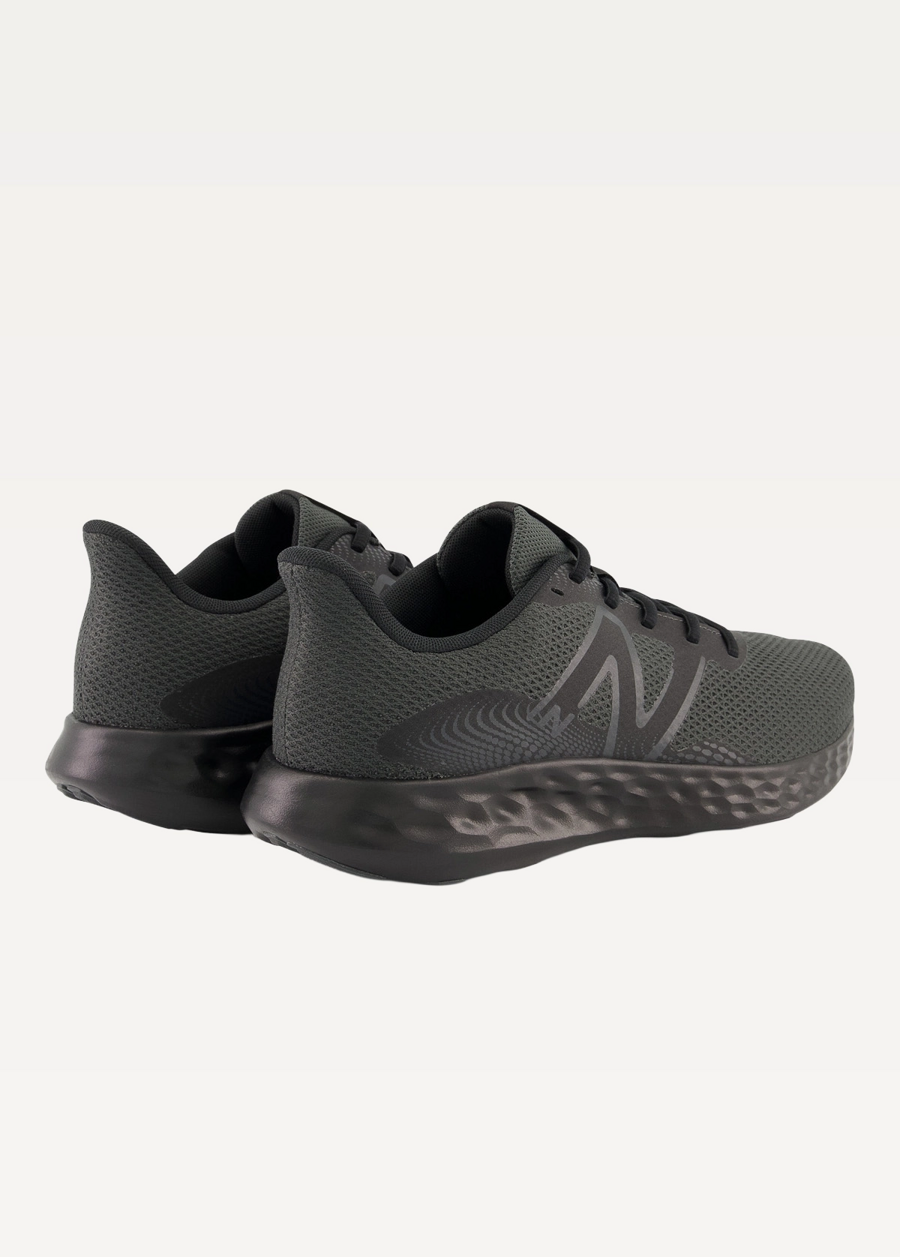 Кросівки чоловічі New Balance 411 V3 чорного кольору