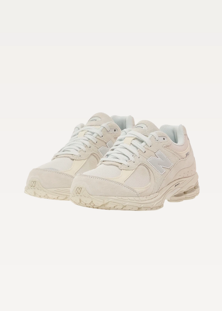 Кросівки New Balance 2002R Unisex білого кольору