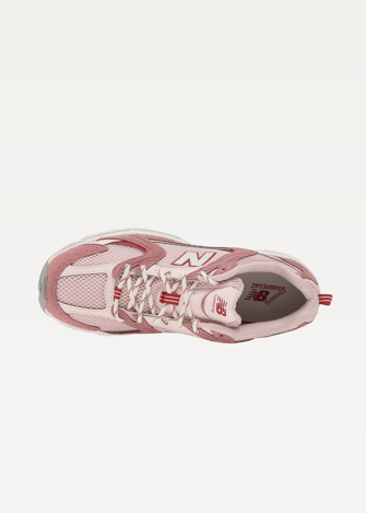 Кросівки жіночі New Balance 530 рожевого кольору