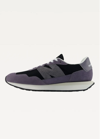 Кросівки чоловічі New Balance 237 чорно-фіолетового кольору