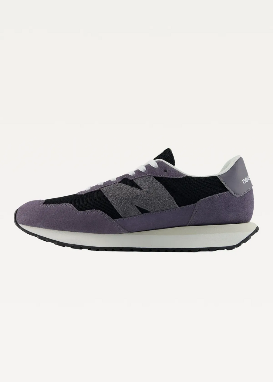 Кросівки чоловічі New Balance 237 чорно-фіолетового кольору