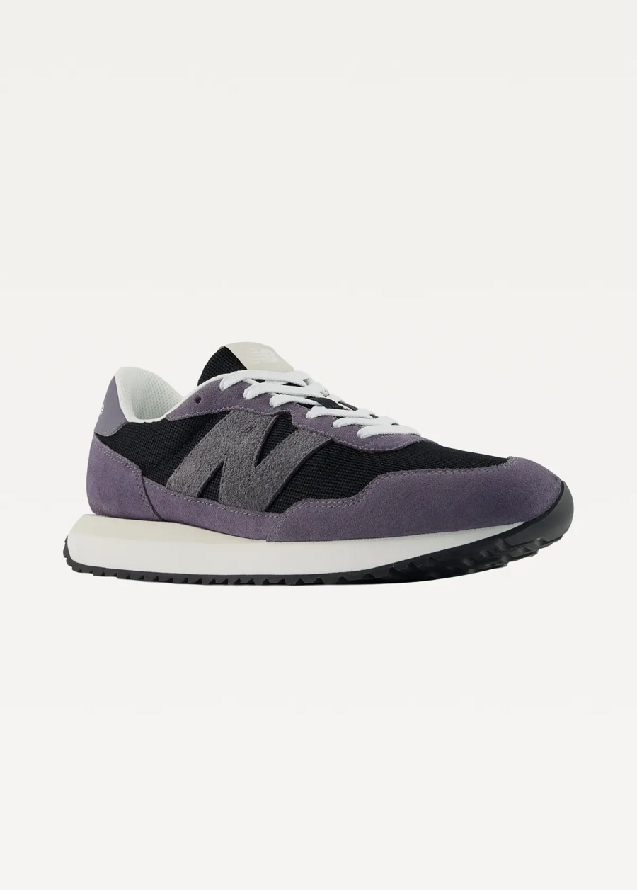 Кросівки чоловічі New Balance 237 чорно-фіолетового кольору