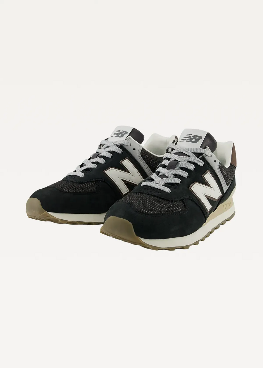Кросівки New Balance 574 Unisex чорного кольору