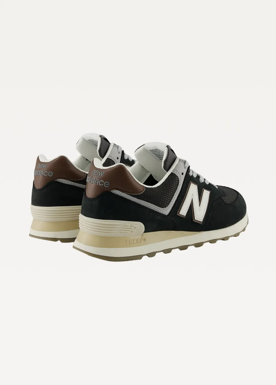 Кросівки New Balance 574 Unisex чорного кольору